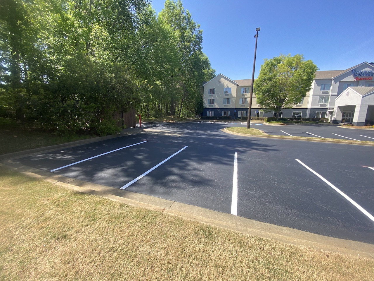 What To Look For In A Marietta Asphalt Sealcoating Contractor