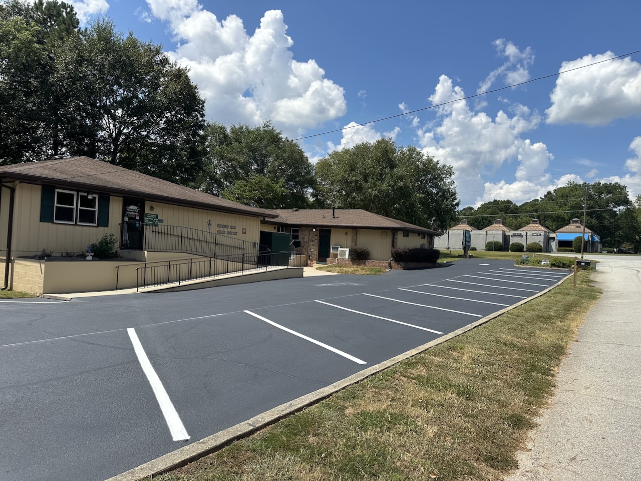 10 Signs Your Parking Lot Line Striping Needs to Be Redone